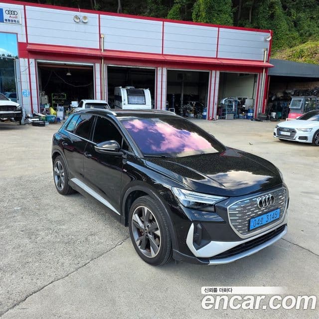 Audi Q4 e-Tron (F4) Premium, 2022 6