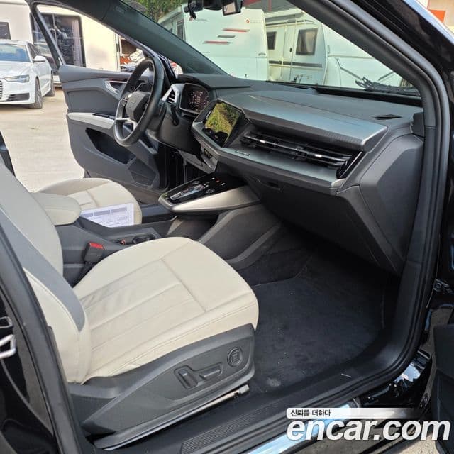 Audi Q4 e-Tron (F4) Premium, 2022 10