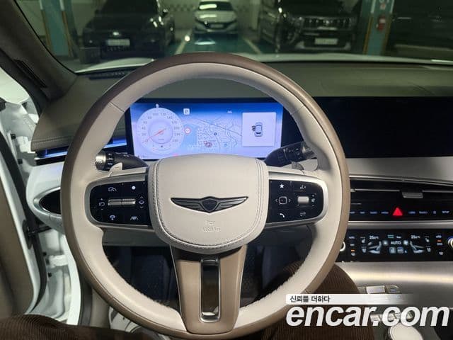 Genesis GV70, 2025 8