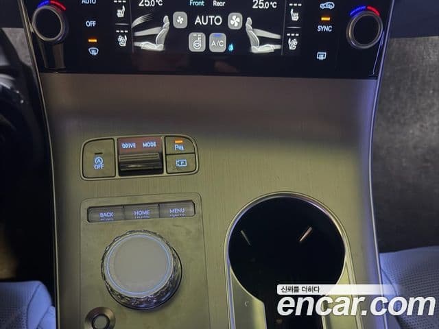 Genesis GV70, 2025 14