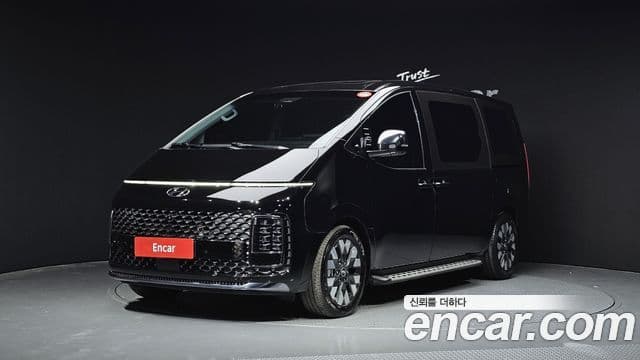 Hyundai Staria Inspiration, 2023 1