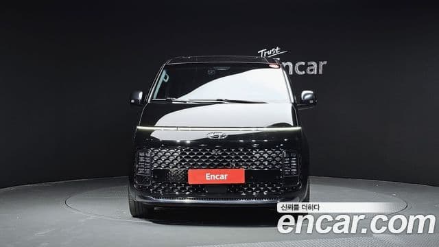 Hyundai Staria Inspiration, 2023 3