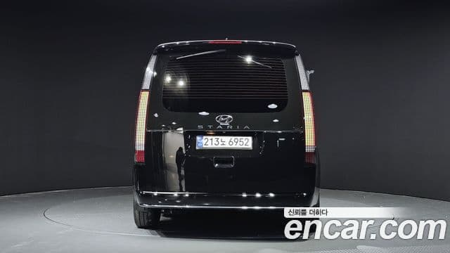 Hyundai Staria Inspiration, 2023 4
