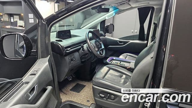 Hyundai Staria Inspiration, 2023 10