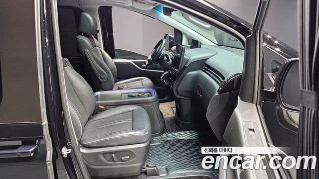 Hyundai Staria Inspiration, 2023 11