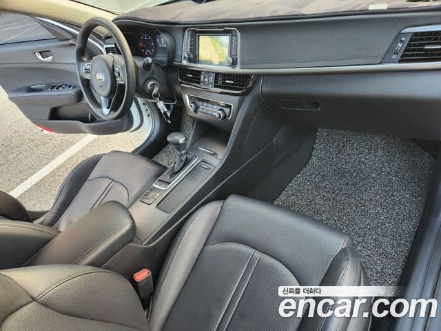Kia K5 2세대 Deluxe, 2016 10