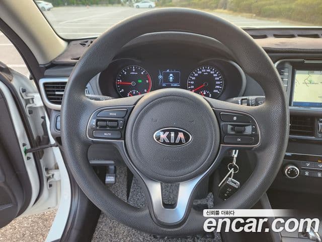 Kia K5 2세대 Deluxe, 2016 11