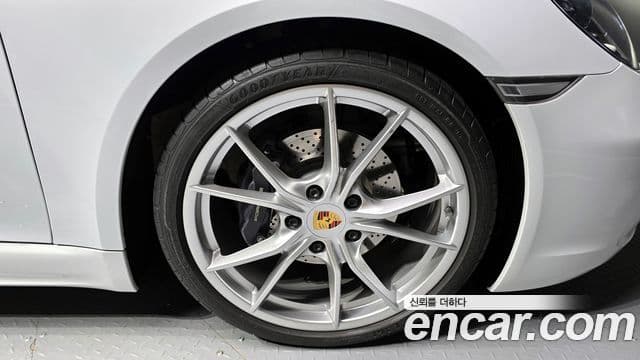 Porsche 718 카이맨, 2018 все фото