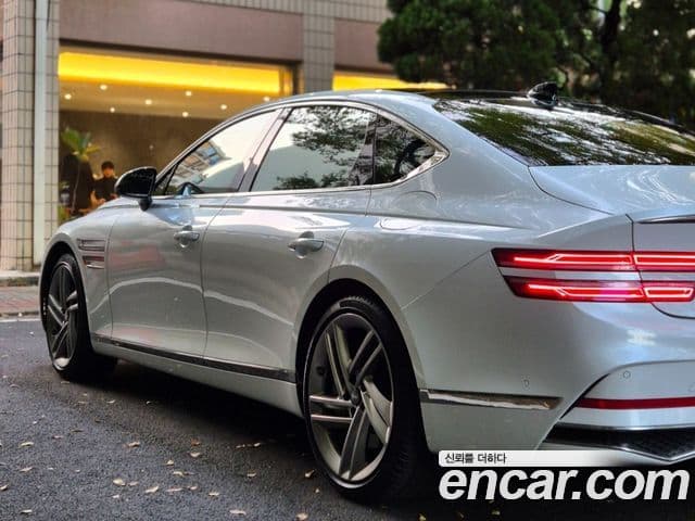 Genesis G80 (RG3) бензин 2.5 турбо AWD, 2025 4