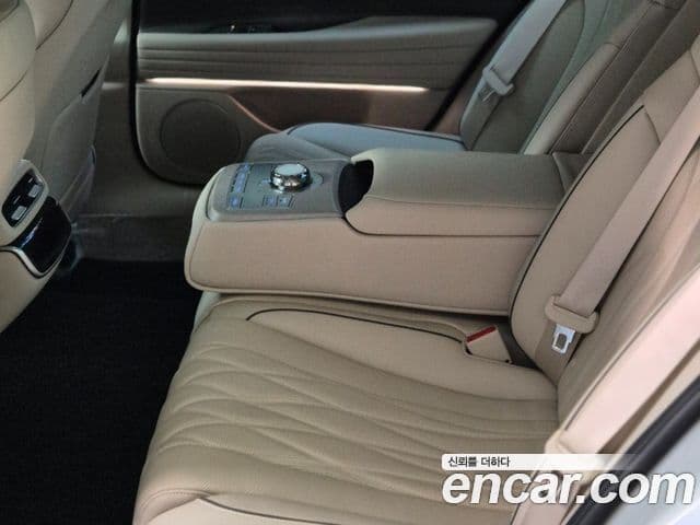 Genesis G80 (RG3) бензин 2.5 турбо AWD, 2025 6