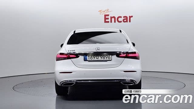Mercedes-Benz E-класс W213 Exclusive, 2021 4