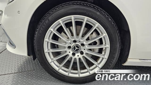 Mercedes-Benz E-класс W213 Exclusive, 2021 все фото