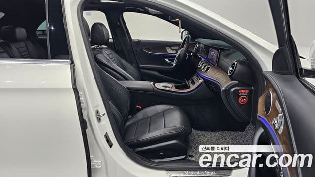 Mercedes-Benz E-класс W213 Exclusive, 2021 10