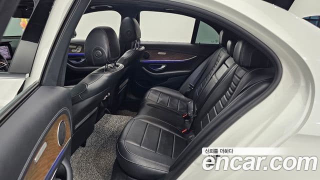 Mercedes-Benz E-класс W213 Exclusive, 2021 12