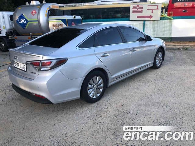 Hyundai LF Sonata гибрид Smart, 2016 2