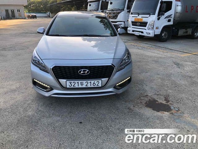 Hyundai LF Sonata гибрид Smart, 2016 3