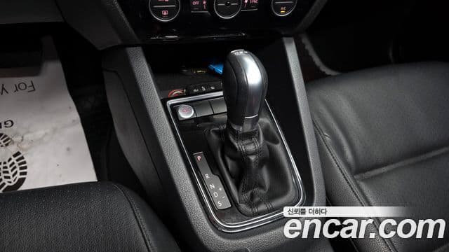 Volkswagen New Jetta 6세대, 2015 9