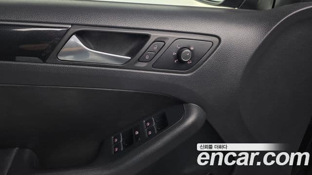 Volkswagen New Jetta 6세대, 2015 17