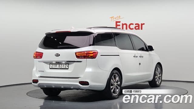 Kia The / новый New Carnival Luxury, 2019 2