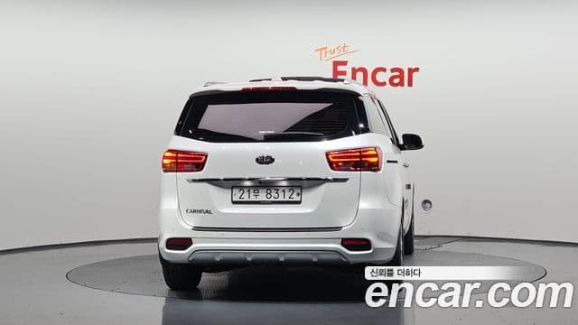 Kia The / новый New Carnival Luxury, 2019 4
