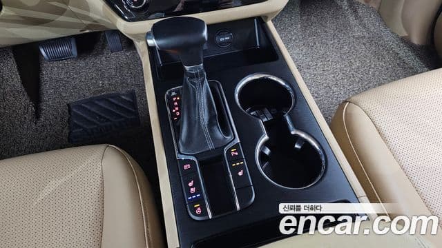 Kia The / новый New Carnival Luxury, 2019 9