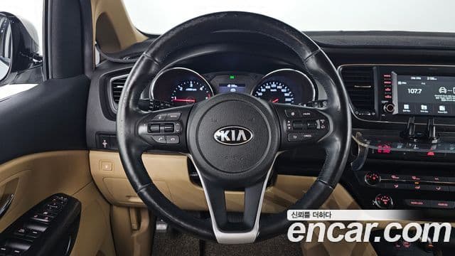 Kia The / новый New Carnival Luxury, 2019 13