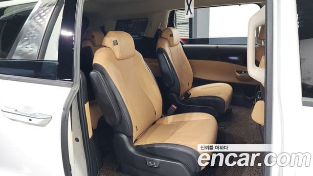 Kia Carnival 4세대 Signature, 2023 12