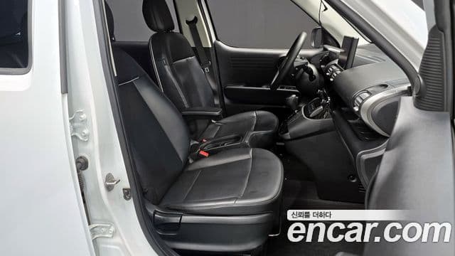 Hyundai Casper Smart, 2022 11