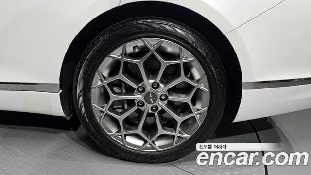 Genesis G80 (RG3) бензин 2.5 турбо AWD, 2022 все фото