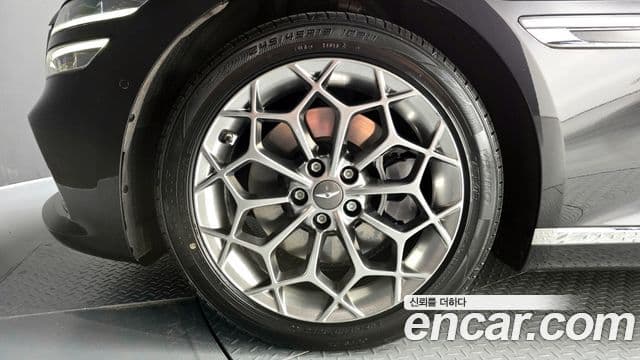 Genesis G80 (RG3) бензин 2.5 турбо AWD, 2021 все фото