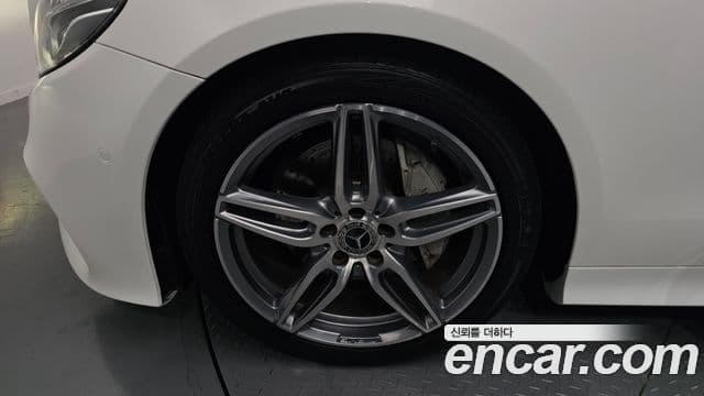 Mercedes-Benz E-класс W213 E220d кабриолет, 2018 все фото