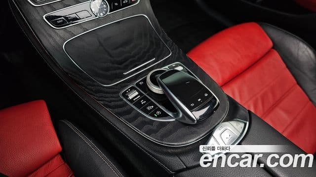 Mercedes-Benz E-класс W213 E220d кабриолет, 2018 9