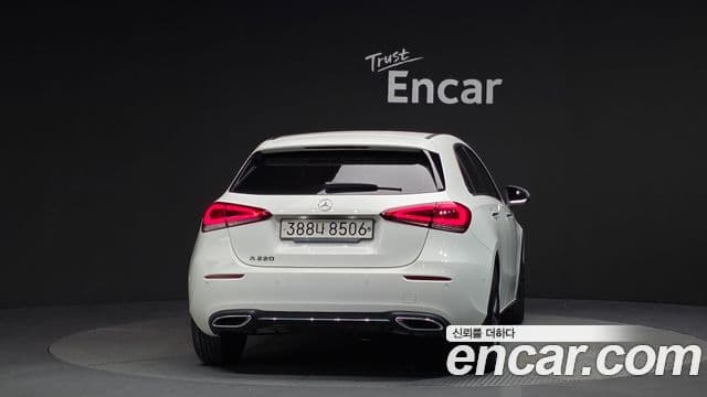 Mercedes-Benz A-класс W177 A220 хэтчбек, 2021 4