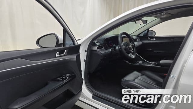 Kia K5 3세대 Trendy, 2021 10