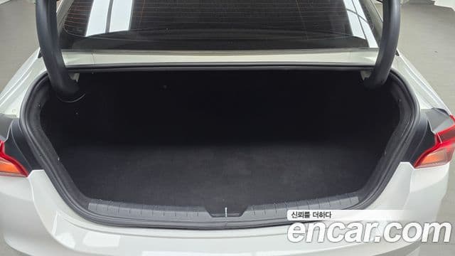 Kia K5 3세대 Trendy, 2021 20