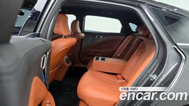 Kia The / новый New K8 гибрид Noblesse, 2025 13