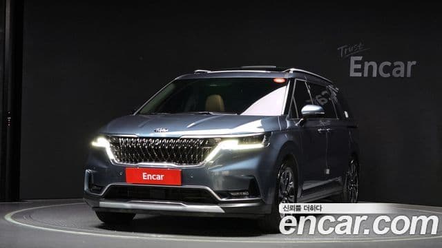 Kia Carnival 4세대 Signature, 2021 1