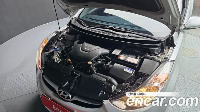 Hyundai Avante MD M16 GDI Avenue, 2014 6