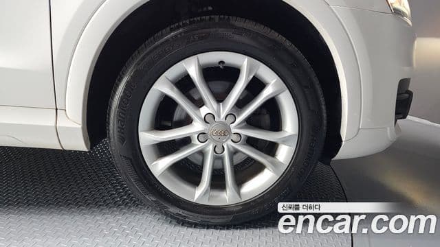 Audi Q3 8U, 2015 все фото