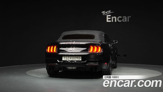 Ford Mustang GT кабриолет, 2019 4