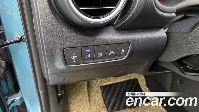 Hyundai Kona Premium, 2018 17