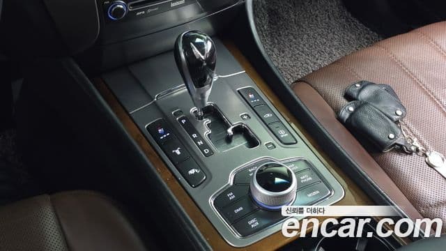 Hyundai Equus(новый кузов / новое поколение) Prestige, 2010 9