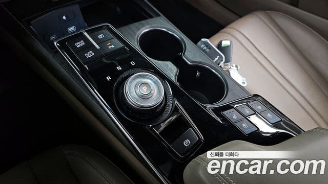 Kia K8 гибрид Noblesse, 2023 9