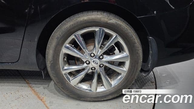 Kia The / новый New Carnival Prestige, 2019 все фото