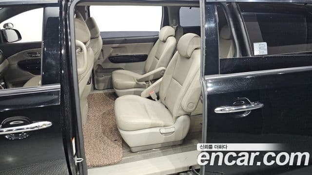 Kia The / новый New Carnival Prestige, 2019 11