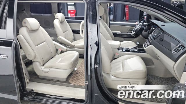 Kia The / новый New Carnival Prestige, 2019 12