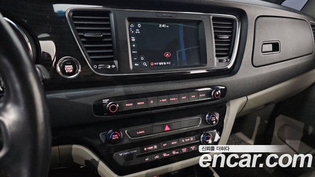 Kia The / новый New Carnival Prestige, 2019 16