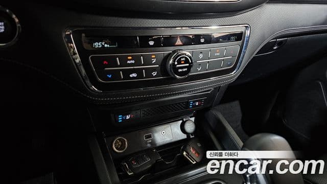 KG모빌리티(SsangYong) The / новый New Rexton Sport Prestige, 2021 18