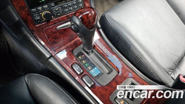 Hyundai 다이너스티 Signature, 1997 9