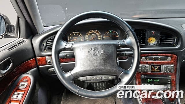 Hyundai 다이너스티 Signature, 1997 13